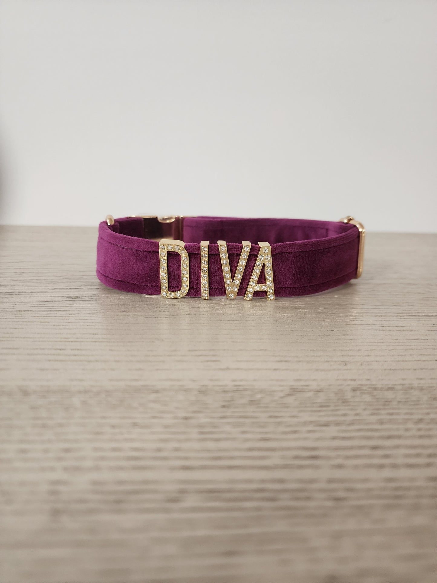 Velvet Dog Collar with DIVA