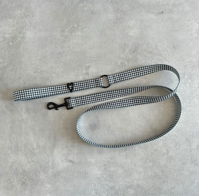 Houndstooth Leash with Heart Embellishment